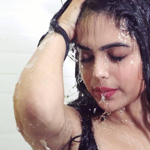 Call Girls Service in Golf Course Road Call Girls Service in Golf Course Road